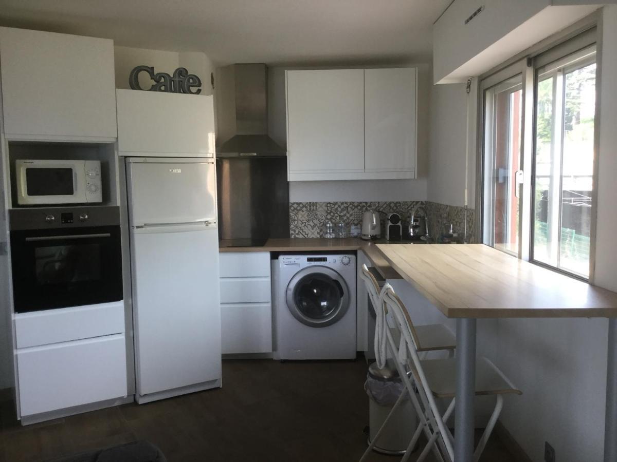Magnifique Appartement Pied Dans L'Eau Cannes Exterior photo